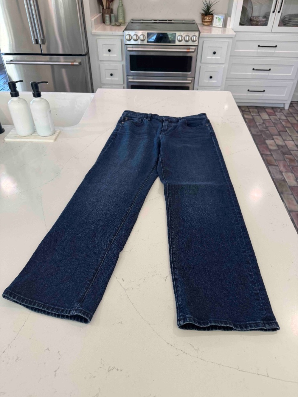 AG Jeans Brinley Mid-Rise Straight Denim Jeans Sz 28